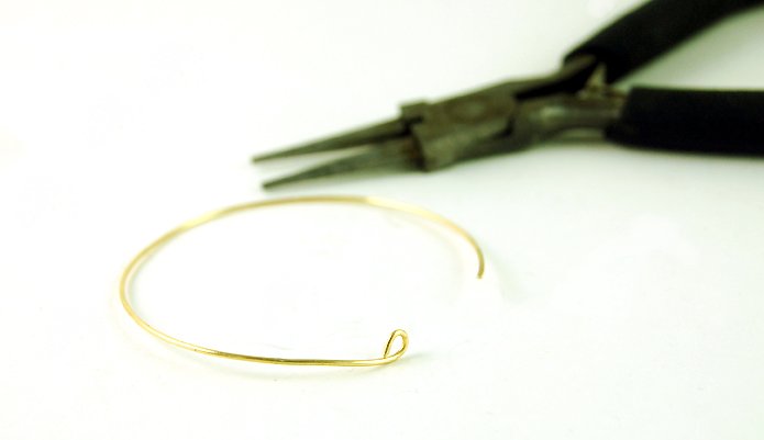 Készítse el saját ötleteit drót ékszerekből Készítse el saját ötleteit drót ékszerekből