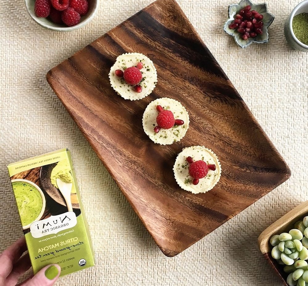 Bocconcini di cheesecake a basso contenuto di carboidrati con frutti di bosco Bocconcini di cheesecake a basso contenuto di carboidrati con frutti di bosco