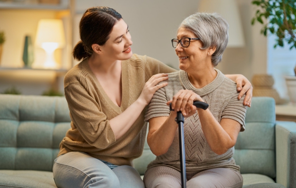 Les soins 24h/24 sont une solution moderne Soins 24h/24 à domicile ou plutôt en maison de retraite Quoi de mieux pour les seniors mesedi à domicile