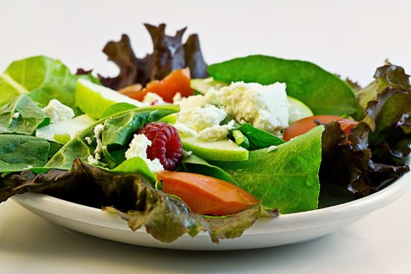 Feuilles vertes - bonnes salades pour perdre du poids
