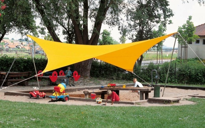attrezzature per parchi giochi e protezione solare