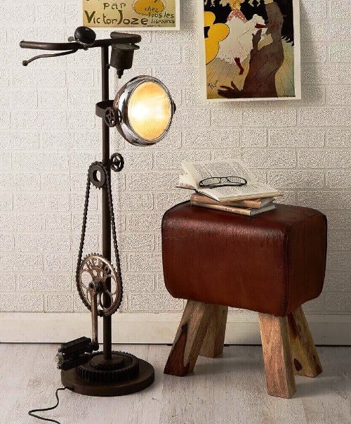 divatos, modern állólámpa újrahasznosított kerékpár alkatrészekből divatos modern állólámpák upcycling újrahasznosítás kerékpár ipari retro stílus