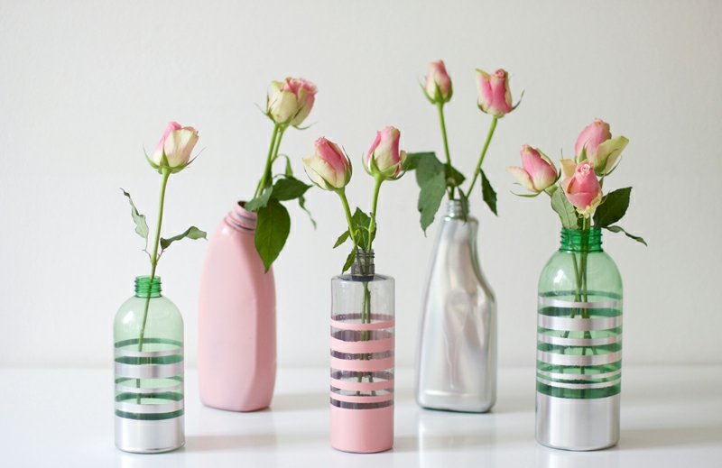 Újrahasznosítási ötletek DIY színes vázák