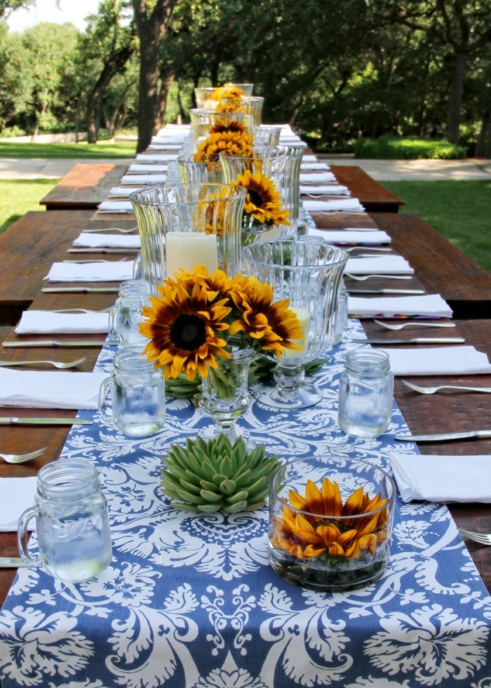 Décoration de table avec des tournesols