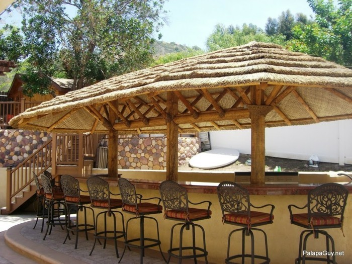 Parasol de style hawaïen