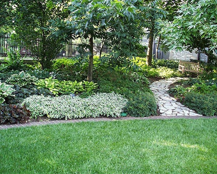 vrtna zaštita od sunca kroz drveće