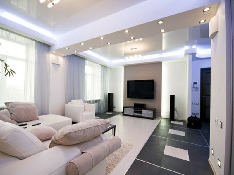 vodio neizravno osvjetljenje iznad sofe u dnevnoj sobi