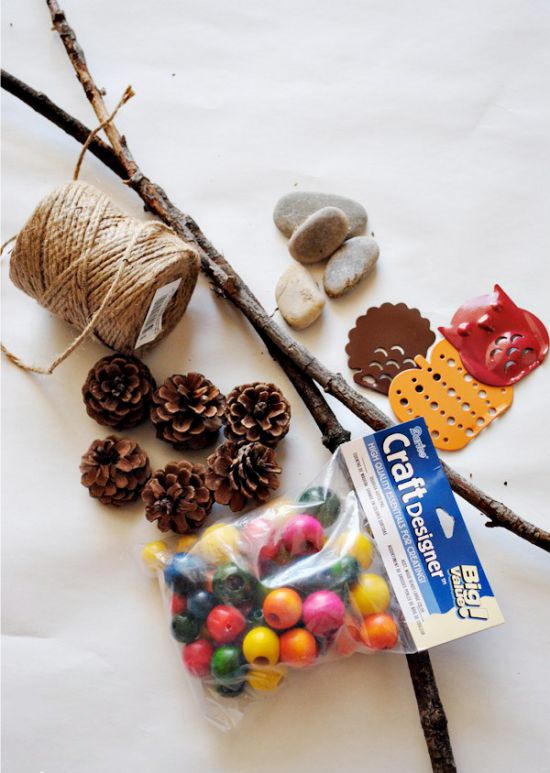 Materials for making autumn wind chimes