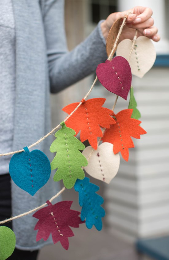 Autumn garland of felt