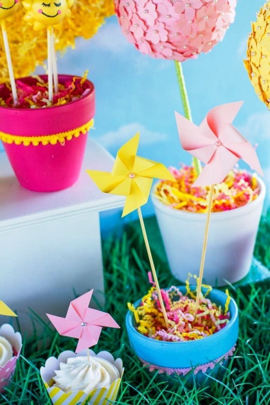 Jednostavne ideje za ručno izrađene ručne radove šarene ukrase za zabave s kotačićima 70 vrlo jednostavnih ideja za ručne radove s vrtom i dizajnerske ukrase za zabave ružičaste i žute vrtne saksije