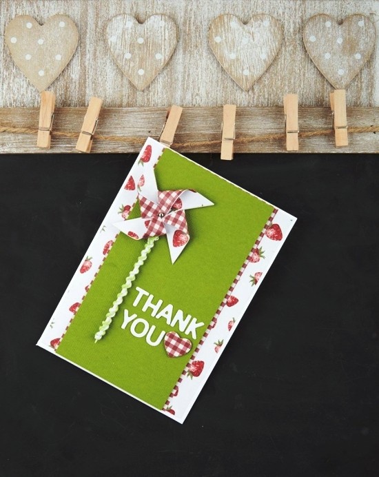 Jednostavne ideje za čestitku ručnim rukotvorinama s zavrtnjima s ukrasom jagoda 70 vrlo lakih ideja za rukotvorine i dizajne s zavrtnjima, zahvalnica s ukrasom za zidne kotače diy