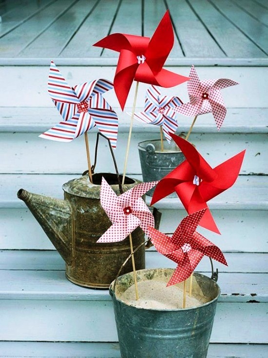 Jednostavne ideje za rukotvorine s zavrtnjima, vintage kante za zalijevanje i kante kao vaze za zavrtnje 70 vrlo lakih ideja za ručne radove i dizajn vrtnog ukrasa stara kantica za zalijevanje crvena i bijela vrtača