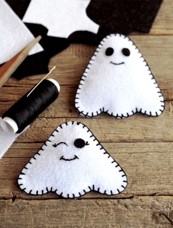 Filc Díszek Táskák Ghost Crafts Ötletek a szellemek készítéséhez aranyosnak érezték a szellemeket