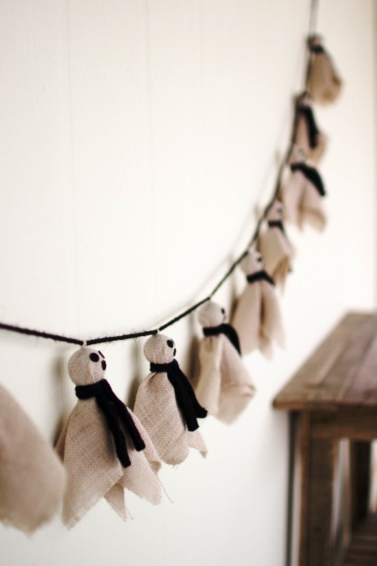 Szellemes kézművesség vászonból készült vintage koszorúja Ötletek szellemek készítéséhez szellem szellemkoszorú