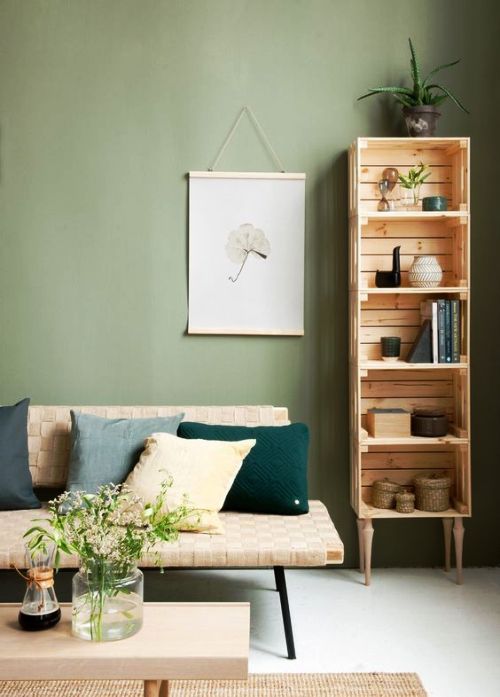 jedinstveno kreativne police za knjige i police za knjige sanduci za vino sanduci za voće naslagani na police upcycling