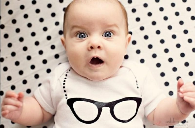 Testfestés vicces szemüveg