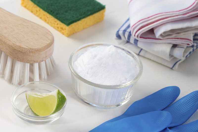 Egyszerű háztartási jogorvoslatokkal a sütő tisztítása mindenképpen működni fog! A sütő sütőporának tisztítása A sütőtálca tisztítása A sütő tisztítása sütőporos tippekkel