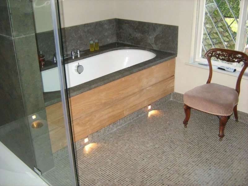 Munja obložena drvenom pločom za kadu oblaganje kade