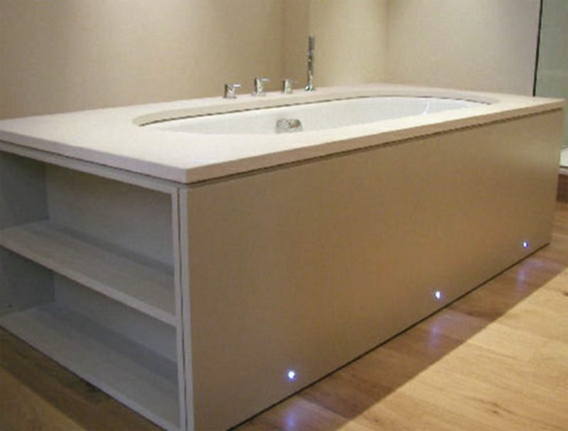 Bijela drvena ploča za kadu oblaganje kade