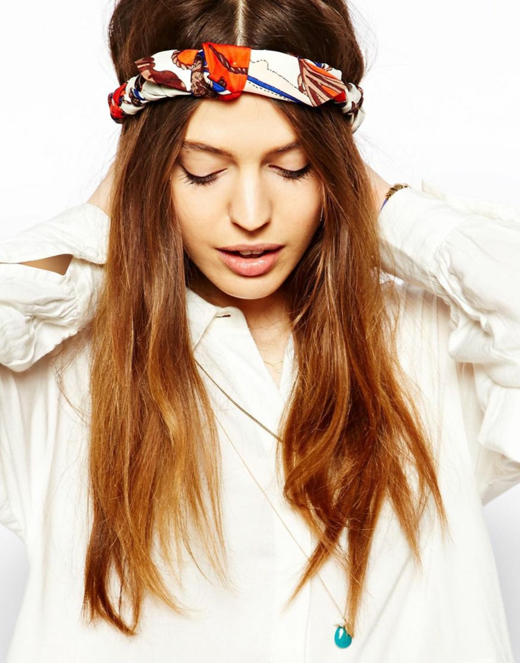 Cravatta bandana idee alla moda per le donne