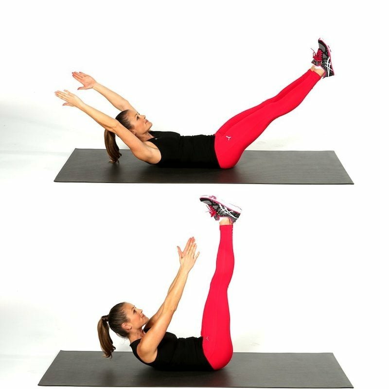 Smršajte prstima na dodir na trbuhu