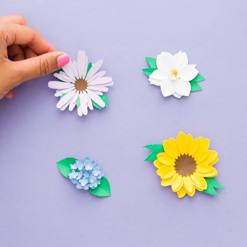 I fiori di carta sono facili da realizzare! armeggiare fiori fiori di carta armeggiare idee istruzioni armeggiare fiore armeggiare
