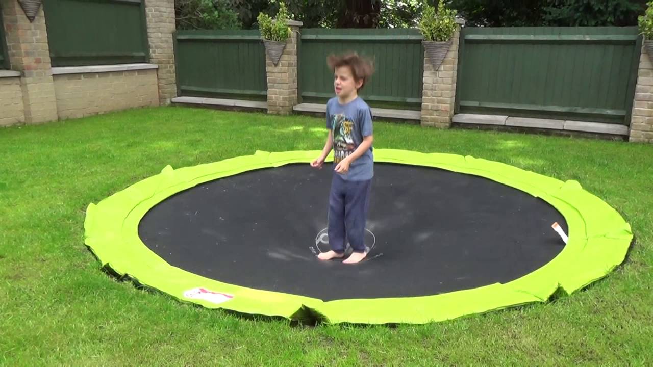 più grande è il trampolino, più alto è il salto Scegli un trampolino da pavimento rotondo o rettangolare
