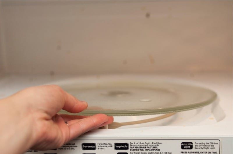 Почистване с микровълнова печка