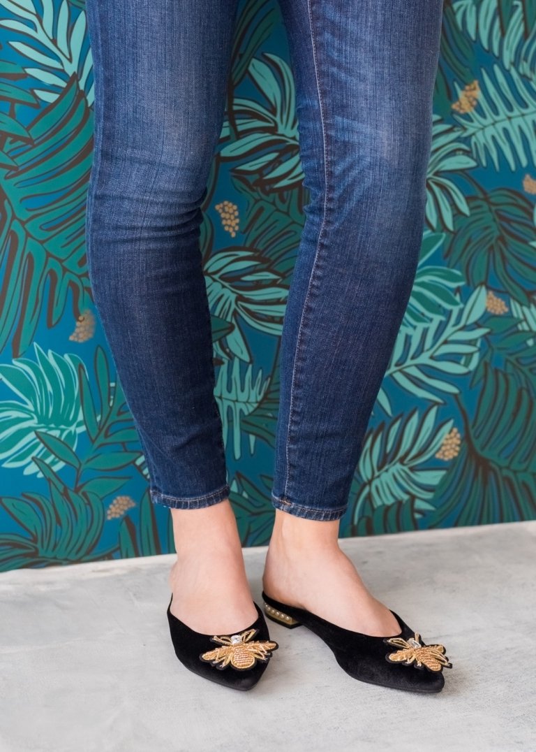 Dai un nuovo look alle tue vecchie ballerine con le nostre istruzioni fai-da-te per le scarpe da donna Dai un nuovo look alle tue vecchie ballerine con le nostre istruzioni fai-da-te per le scarpe da donna