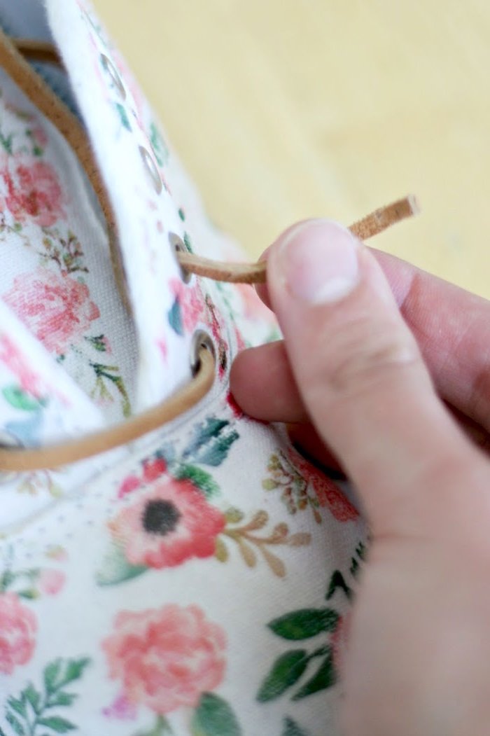 Istruzioni fai da te per scarpe da donna - Passaggio 3