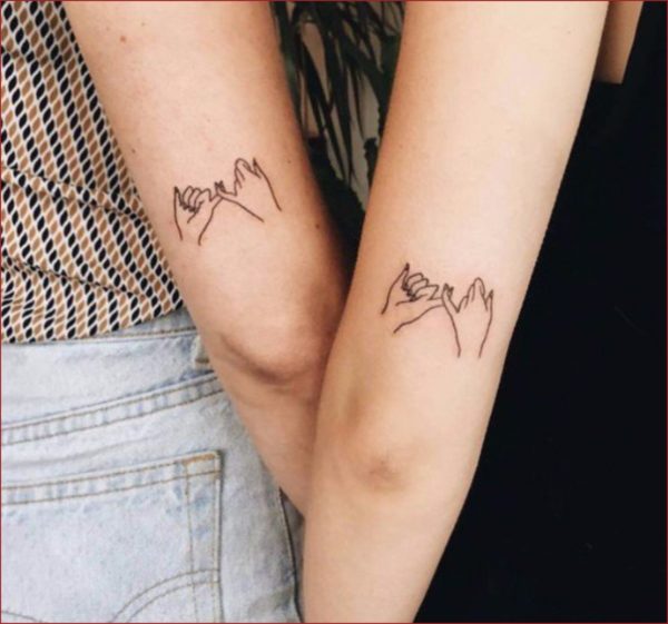 Idées de tatouage uniques pour les soeurs Tatouage de soeur