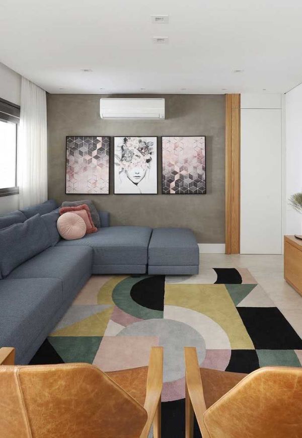 Mur d'images gris avec trois superbes images dessus grand mur d'images - mur d'accent artistique