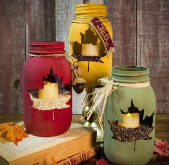 Illatos gyertyák őszi dekoráció érdekes dekorációs ötletek az őszi kivágott levelekhez színesen festett poharak