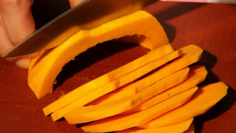 egészséges saláták Őszi sütőtök saláta gombával