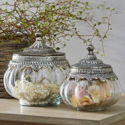 Le lattine di vetro si riempiono bene