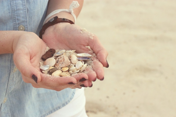 Renforcer un ongle déchiré avec des soins appropriés Ongle fêlé Comment sauver sa manucure Eviter les ongles cassants