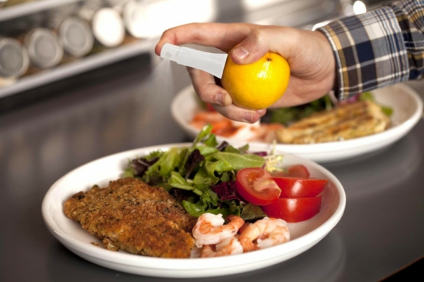 Gyümölcsprés Egyedi konyhai eszközök