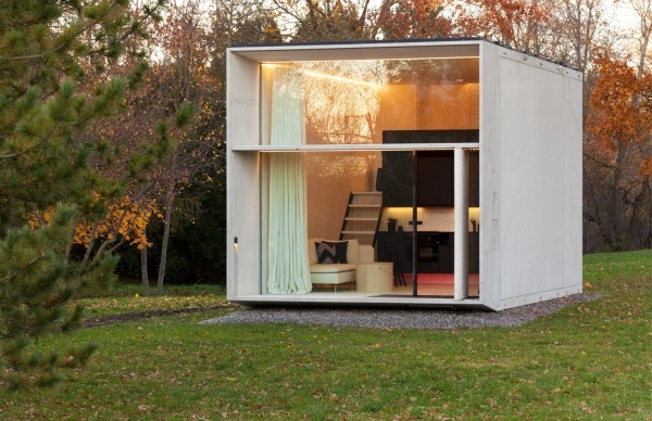 Une belle boîte - petite et grande maison préfabriquée construire petit carré