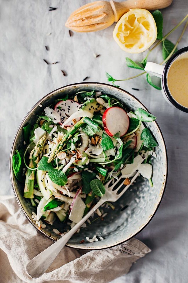 La deuxième salade printanière : comment bien préparer la recette