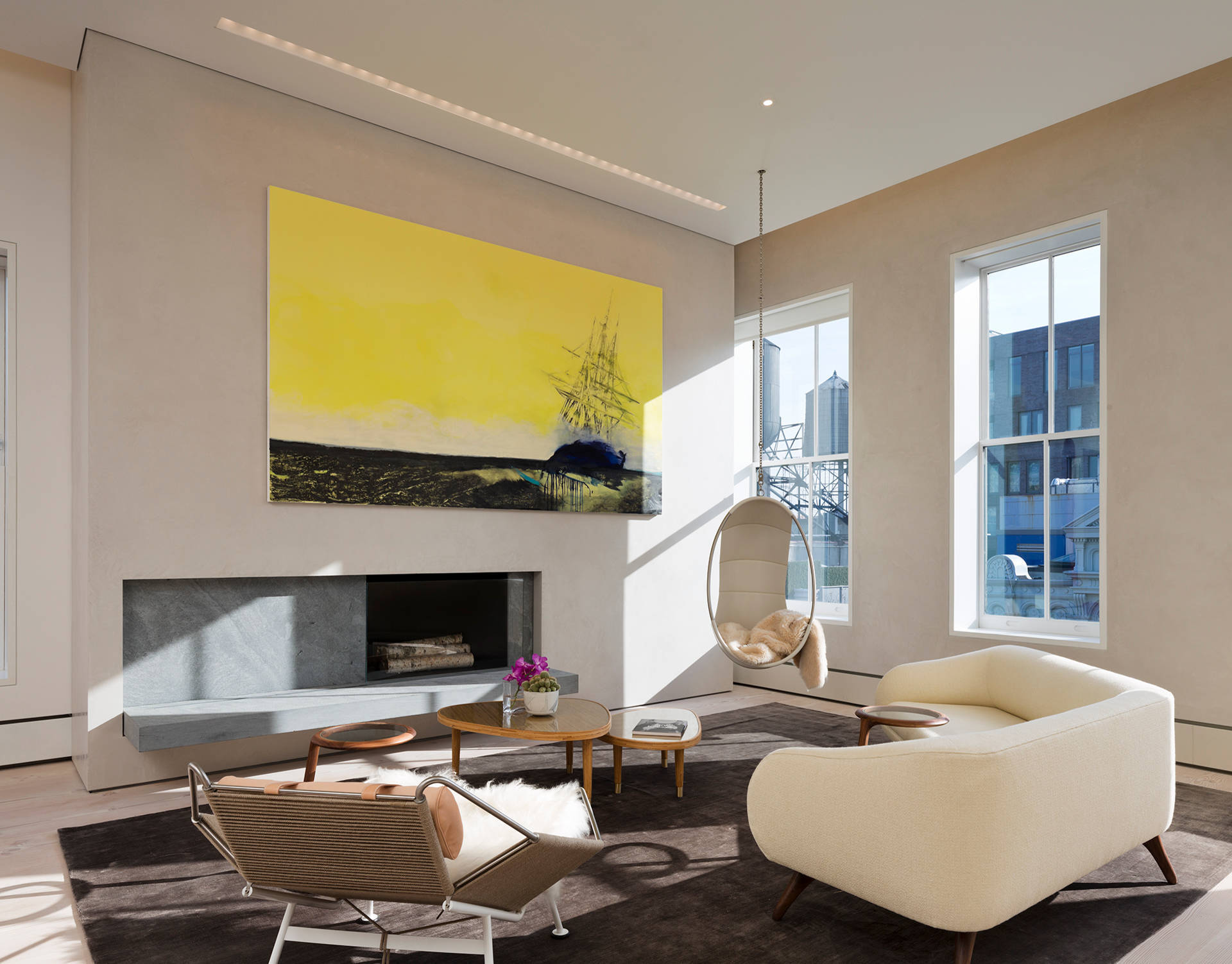 Combinez peintures pour la maison et décorations existantes pour créer un ensemble harmonieux Combinez tableaux pour la maison et décorations existantes pour créer un ensemble harmonieux