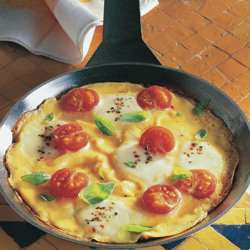 Ricette per la colazione Frittata ipocalorica con pomodorini e mozzarella colazione sana per dimagrire frittata ipocalorica con ricetta di pomodoro
