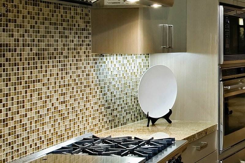 mosaïque de verre comme carrelage mural