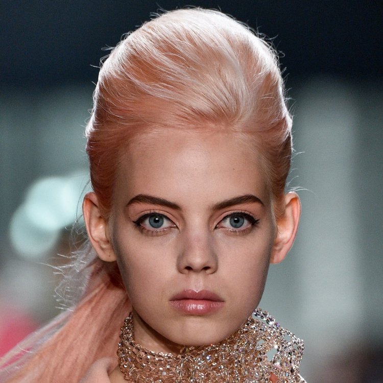 Colore dei capelli rosa pastello look stupendo Colore dei capelli biondo fragola look affascinante