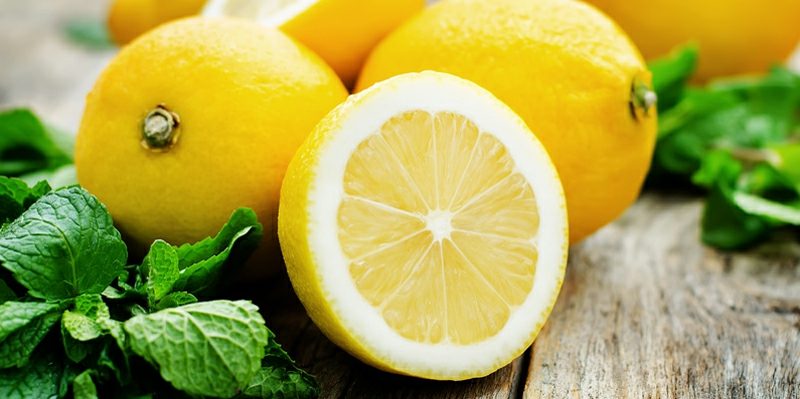Csináld magad hajkezelés, a citrom és az almaecet zsírosítja a hajat A legjobb hajkezelési receptek zsíros hajra