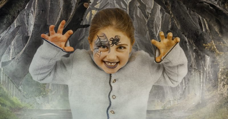 Halloween arcfestés gyerekek boszorkány ötletek utánozni