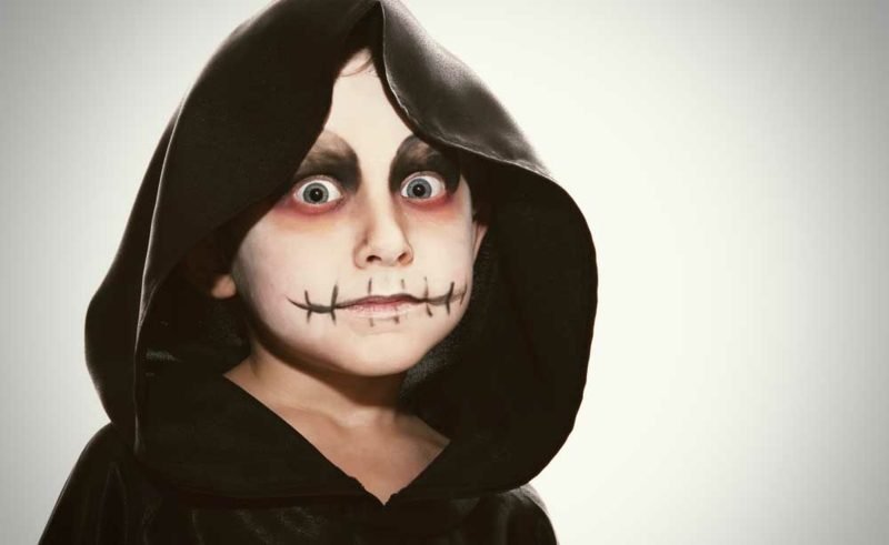Halloween arcfestés gyerekek ijesztő ötletek
