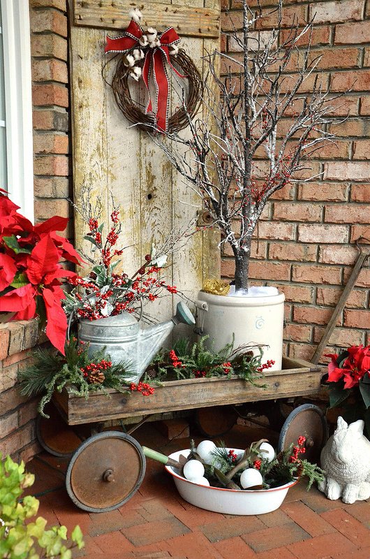 Karácsonyi díszek kívül: alakítsa át a vagonot igazi középpontba