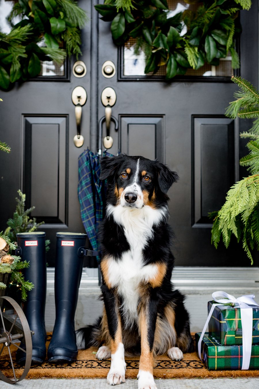 Ajándékozza verandáját ünnepi festékréteggel a megfelelő karácsonyi díszekkel kívül