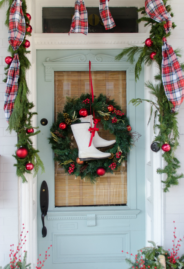Kint karácsonyi díszek: ötletek karácsonyi ajtódíszekhez