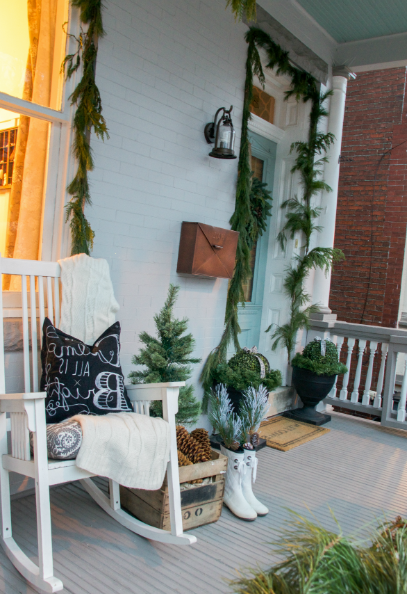 Ha karácsonyi díszeket keres a számlájára, akkor tervezze meg saját dekorációját